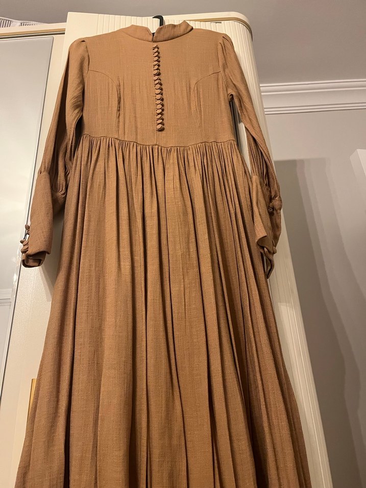 Bej Uzun Kollu Keten Elbise - Görsel 3