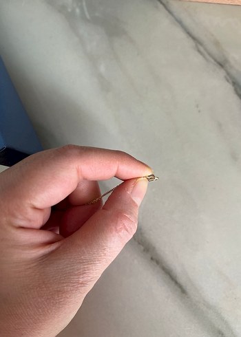 Zarif Zincir Detaylı Altın Kadın Bileklik - Görsel 4