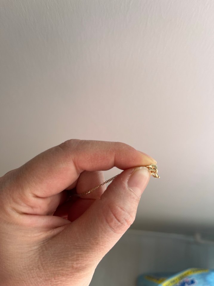 Zarif Zincir Detaylı Altın Kadın Bileklik - Görsel 3