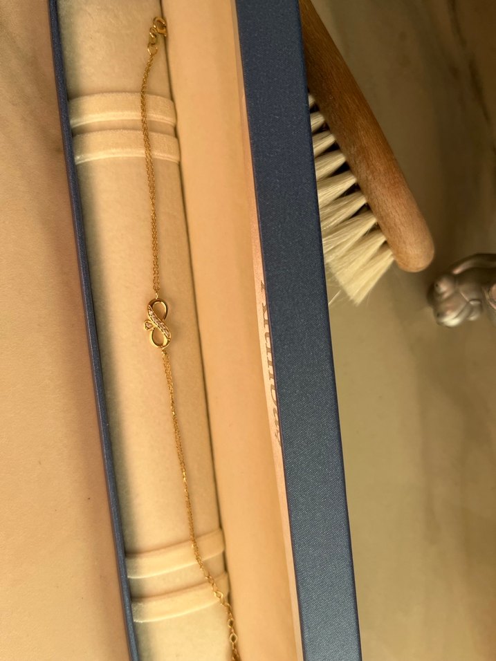 Zarif Zincir Detaylı Altın Kadın Bileklik - Görsel 2