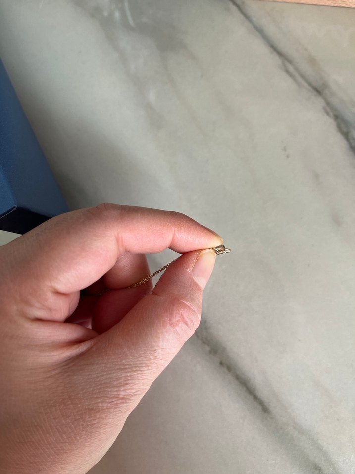 Zarif Zincir Detaylı Altın Kadın Bileklik - Görsel 4