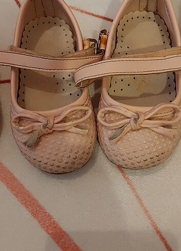 Bebek ayakkabıları 