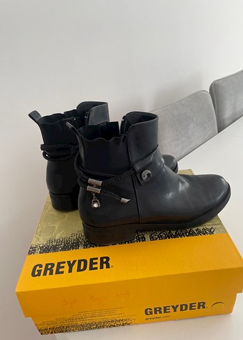 Gri Deri Kadın Bot, Tokalı, Kalın Topuklu