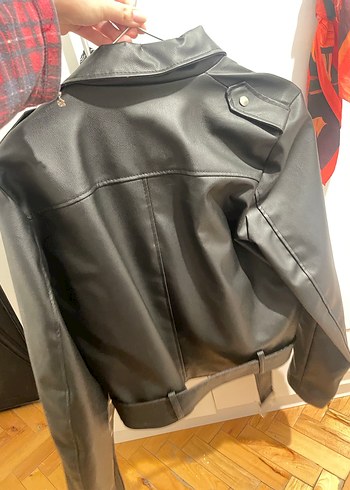 Kadın Siyah Deri Ceket - Görsel 4