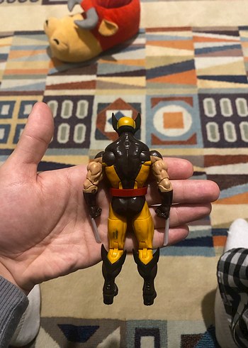 Marvel Legends Wolverine Brown Suit Figure - Görsel 2