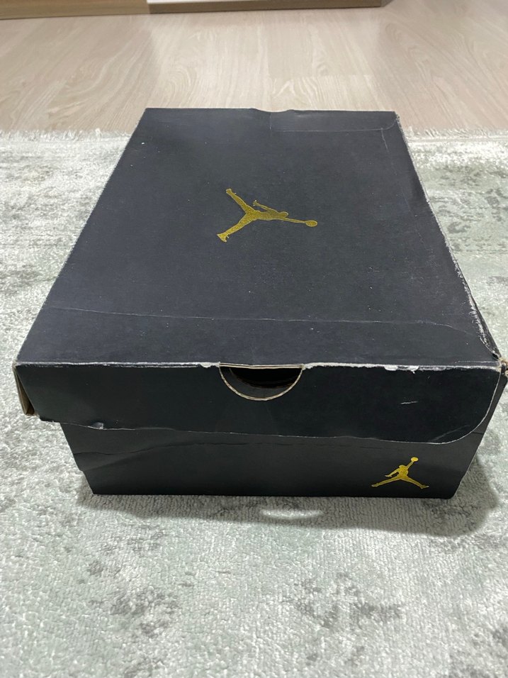 Air Jordan 1 Mid Alternate Bred - Görsel 3