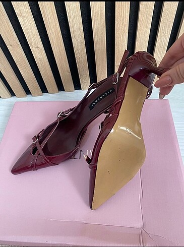 38 Beden bordo Renk nişantaşı bordo rugan topuklu ayakkabı