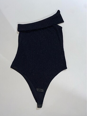 Parlak bodysuit