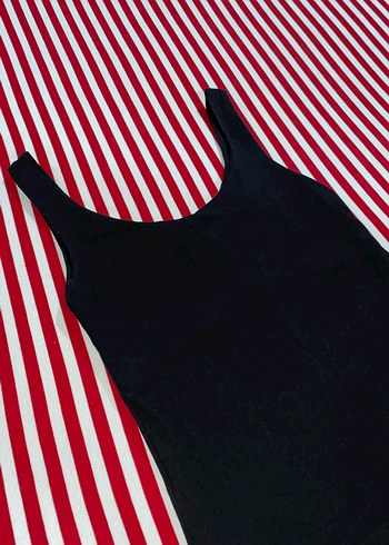 Siyah Kadın Atlet, Kayık Yaka, Dar Kesim - Görsel 2