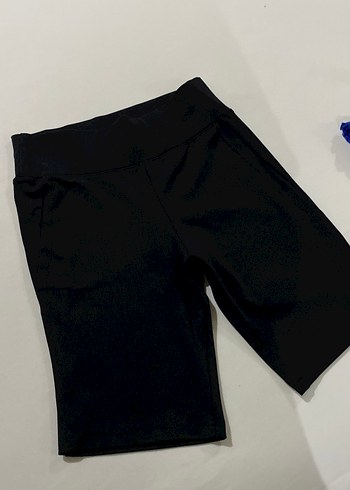 Koton Siyah Mini Bermuda Şort