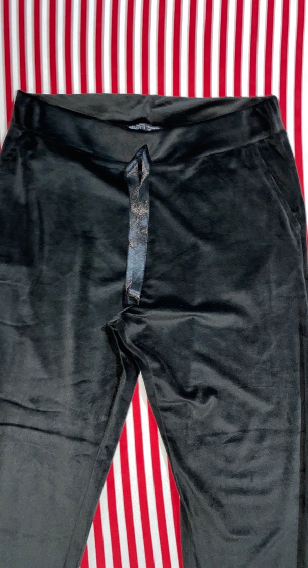 Kadın Siyah Kadife eşofman - Görsel 2