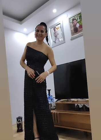 m Beden siyah Renk Siyah şık derin yırtmaçlı abiye