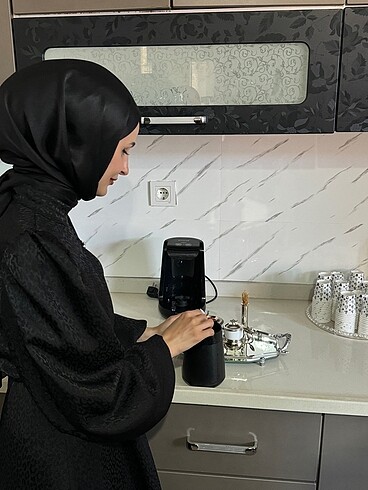 Siyah Saten Leopar Tesettür Elbise