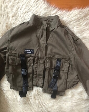 Bershka Crop Ceket
