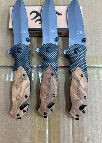 Kara Kartal Figürlü Siyah Katlanabilir Bıçak - Görsel 2