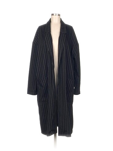Pull and Bear Trenchcoat %70 İndirimli.