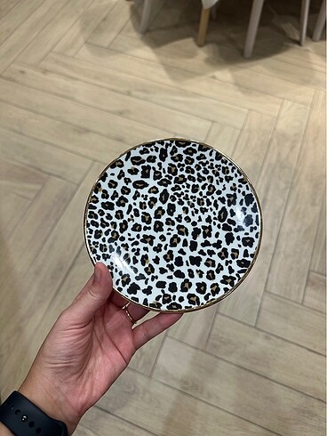  Beden Renk H&M Leopar Fincan Altı Tabak