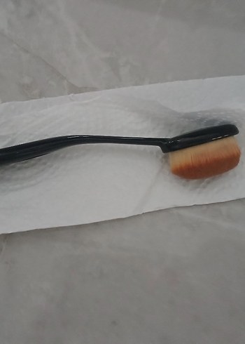 Koyu Bej Makyaj Fırçası