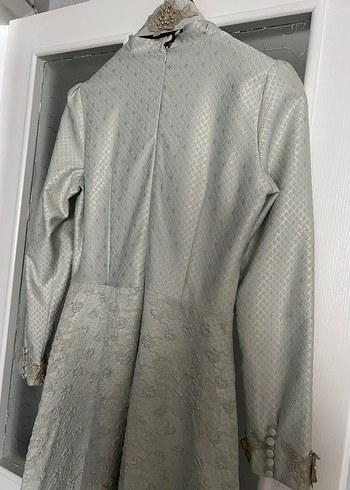 Düğmeli Uzun Gri Nakışlı Kadın Elbise - Görsel 5