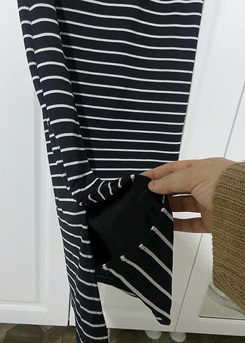 Çizgili Siyah beyaz üst ve etek takım - Görsel 6