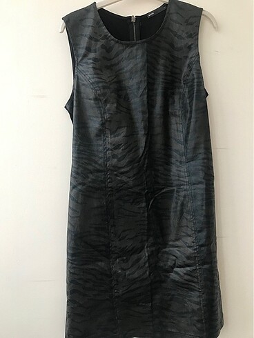 Batik elbise