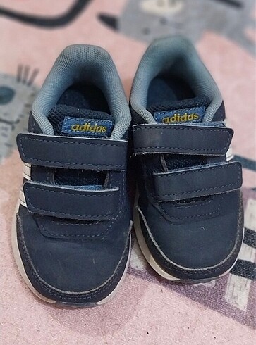 Adidas ayakkabı