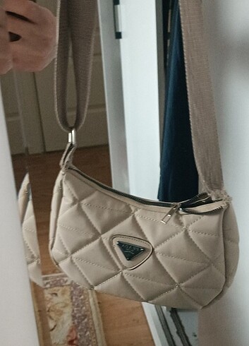 Prada baskili Canta