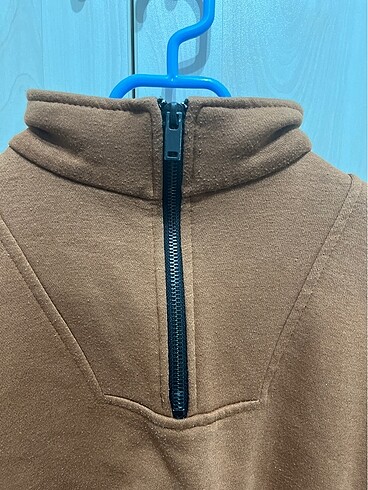 m Beden Bershka üst