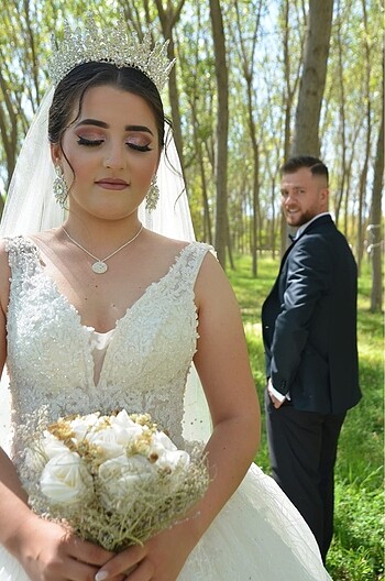 m Beden beyaz Renk Gelinlik