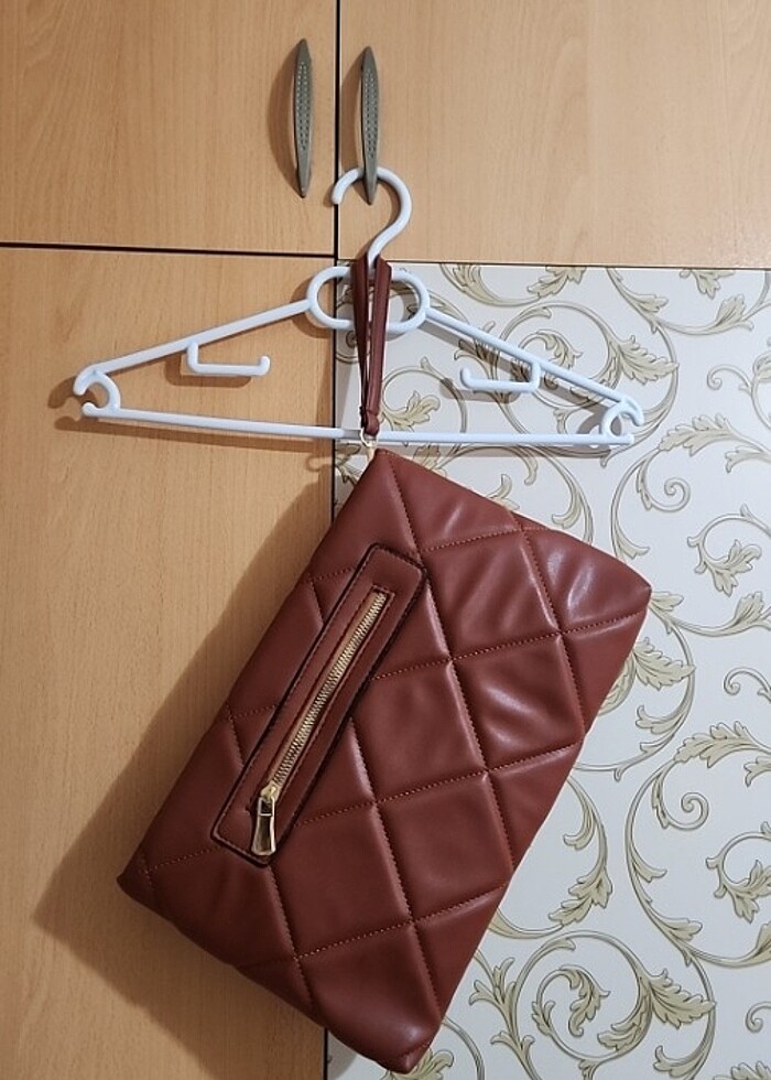 Bordo çanta (Askısı mevcut) - Görsel 2