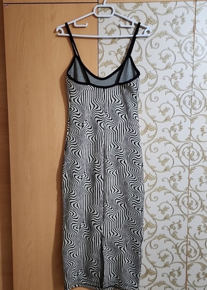 Bershka Zebra Midi boy elbise - Görsel 2