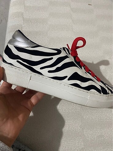 40 Beden Çok şık spor ayakkabı