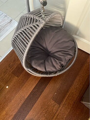 Kede köpek salıncağı