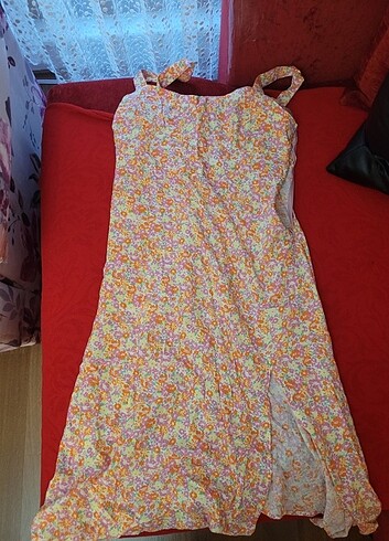 Butik cicekli elbise