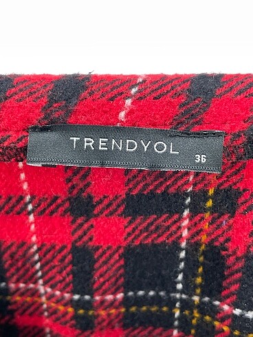 36 Beden çeşitli Renk Trendyol & Milla Mini Etek %70 İndirimli.