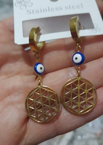 Altın Renkli Mini Boncuklu Küpeler