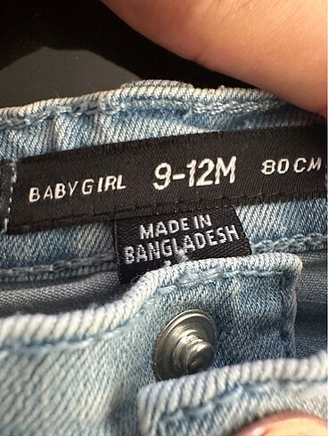 9-12 Ay Beden Kız Bebek Dantelli Kot Şort 9-12 Ay 80cm