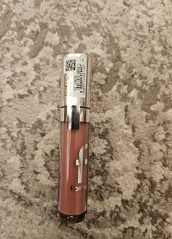 Flormar lipgloss 02 castle 
