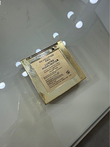 Revolution Pro Golden Rose Higlither Aydınlatıcı - Görsel 4