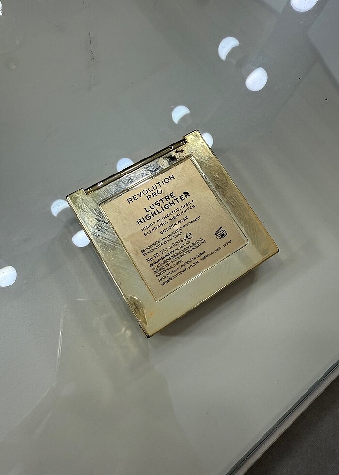 Revolution Pro Golden Rose Higlither Aydınlatıcı - Görsel 4