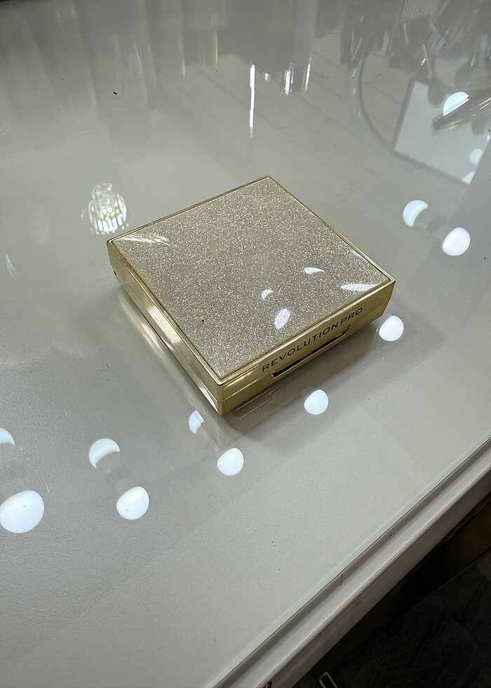 Revolution Pro Golden Rose Higlither Aydınlatıcı - Görsel 3