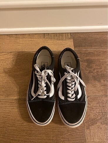 Siyah vans