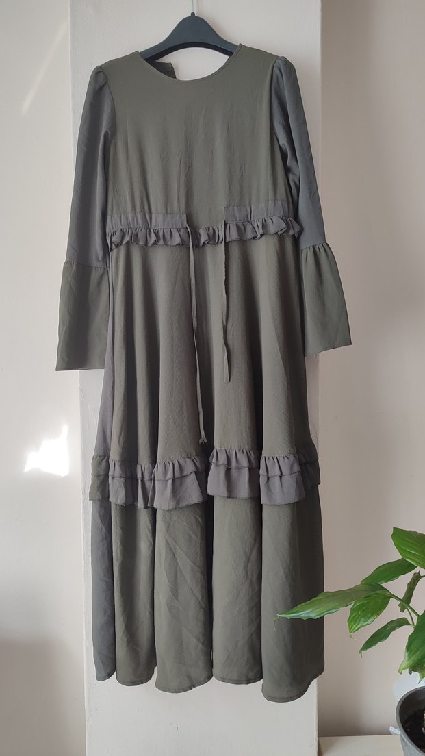 asker yeşili Fırfırlı Uzun Kadın Elbise - Görsel 2