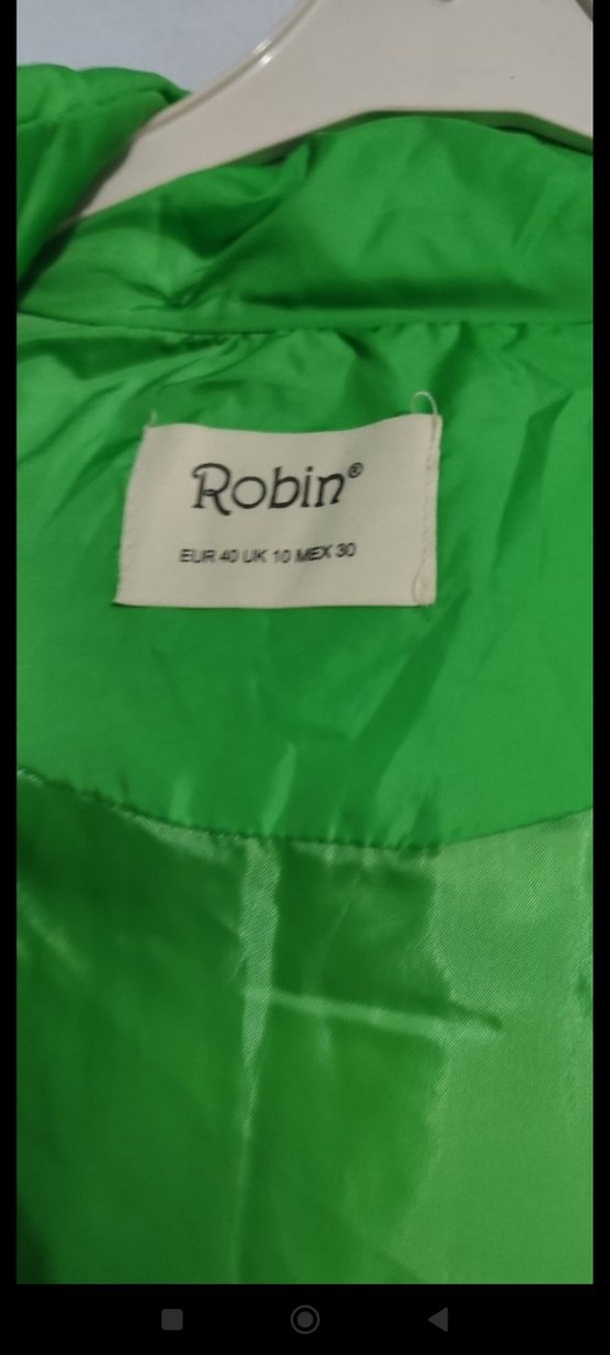 Yeşil Fermuarlı Kapüşonlu Kadın Yelek - Görsel 2