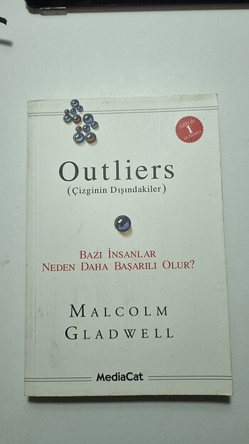 Outliers Çizginin Dışındakiler