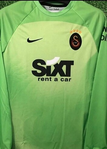 MUSLERA YEŞİL UZUN KOL FORMA