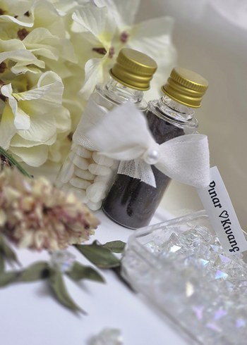 Beyaz Fiyonk Detaylı Mini Hediye Seti Kahve ve Kalpli şeker - Görsel 4