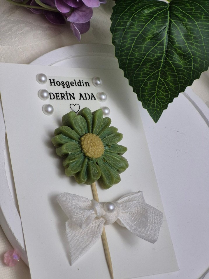 Yeşil Pastel Çiçek Mum Süsü - Görsel 4