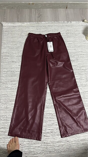 s Beden Stradivarius deri bordo pantolon