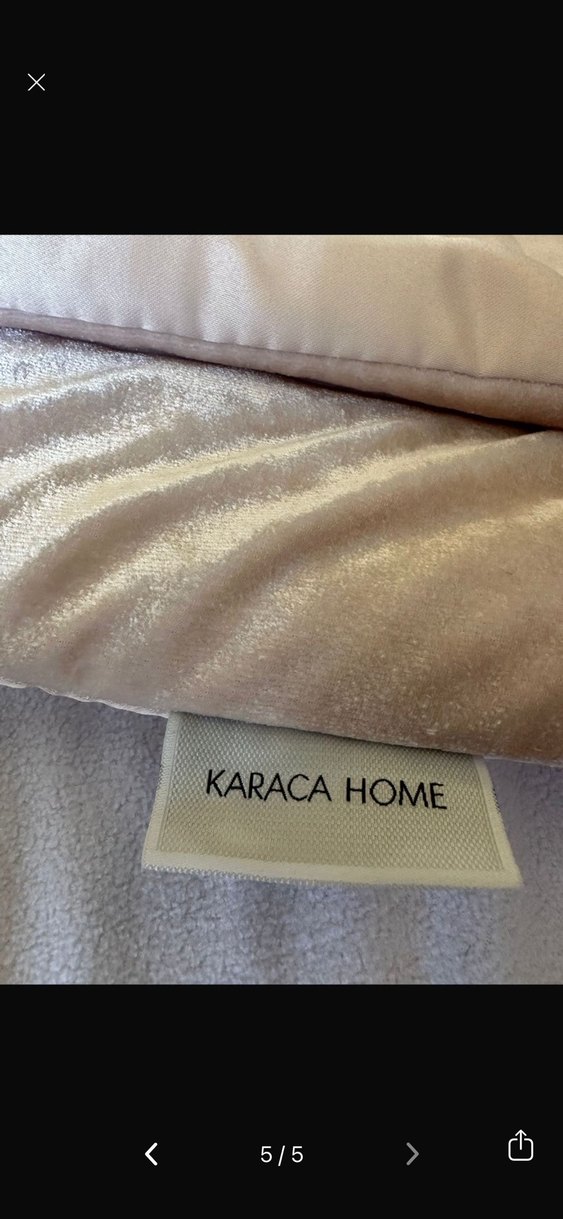 İşlemeli pudra rengi kadife Karaca marka yatak örtüsü 2 kere ser - Görsel 5
